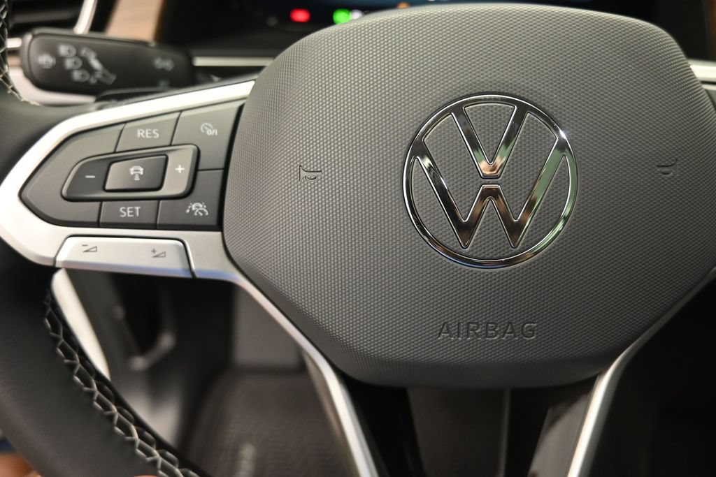 New 2026 Volkswagen Atlas SE FWD image 15