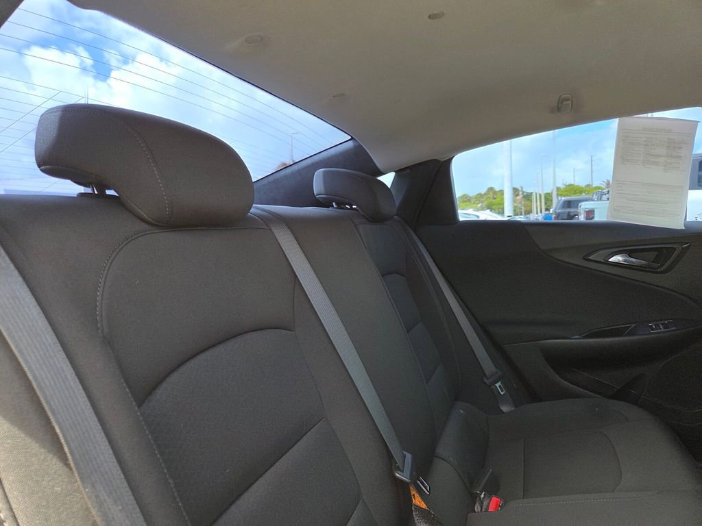 Used 2021 Chevrolet Malibu LS FWD image 14