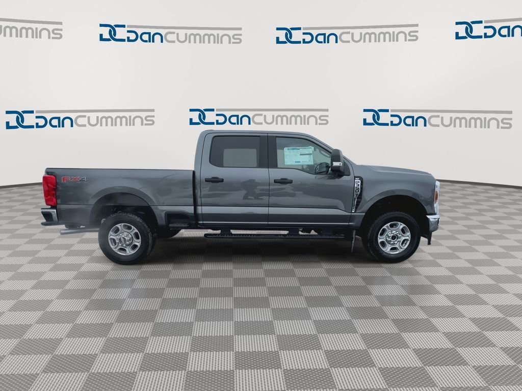 New 2026 Ford F350 XLT w/ FX4 Off-Road Package image 12