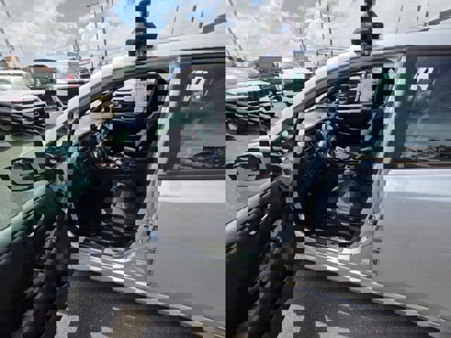 Used 2019 Nissan Leaf SV image 9