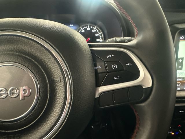 Used 2023 Jeep Renegade Trailhawk AWD/4WD image 16