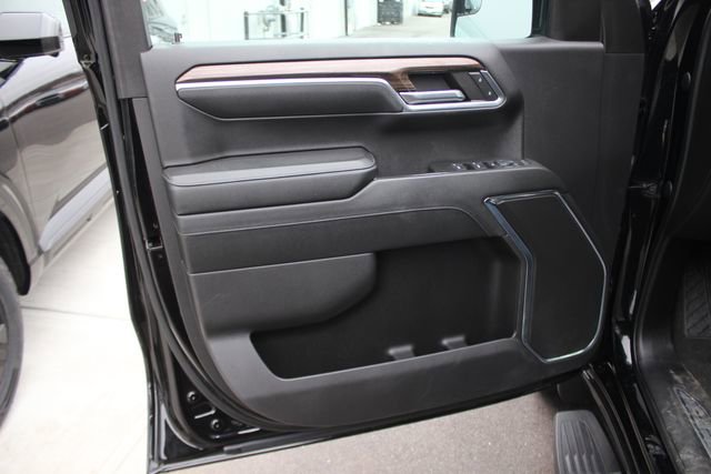 Used 2024 Chevrolet Silverado 1500 LT image 19