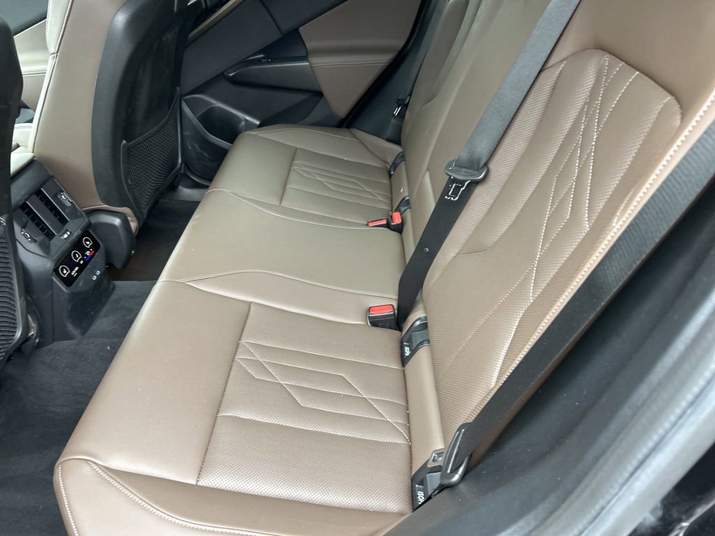 Used 2025 BMW X3 xDrive30i w/ Premium Package image 9