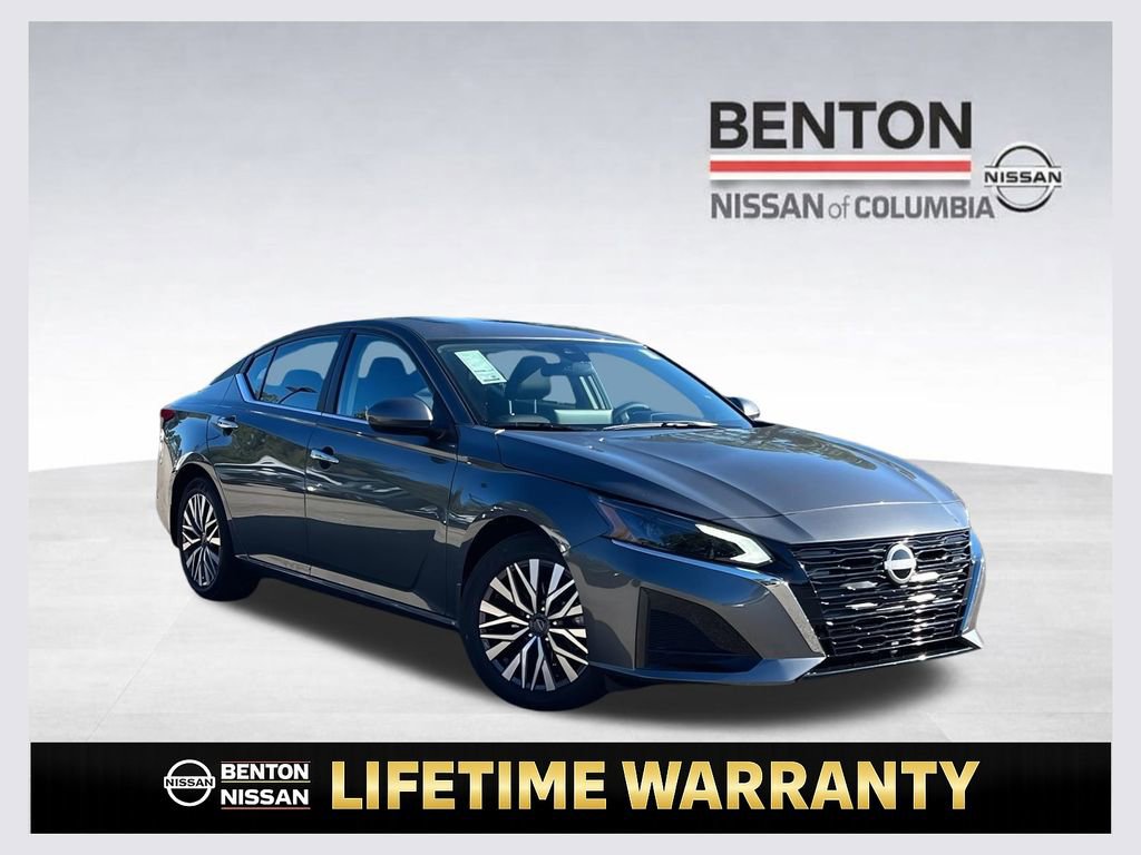 New 2025 Nissan Altima 2.5 SV w/ SV Premium Package