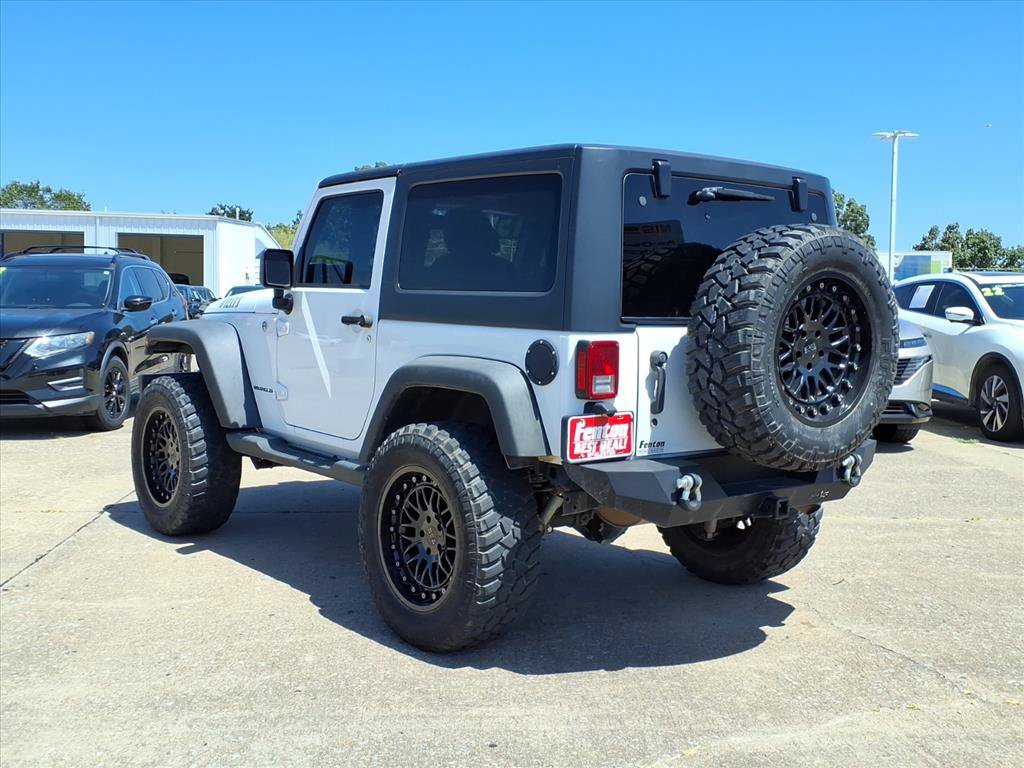 Used 2015 Jeep Wrangler Sport AWD/4WD image 5
