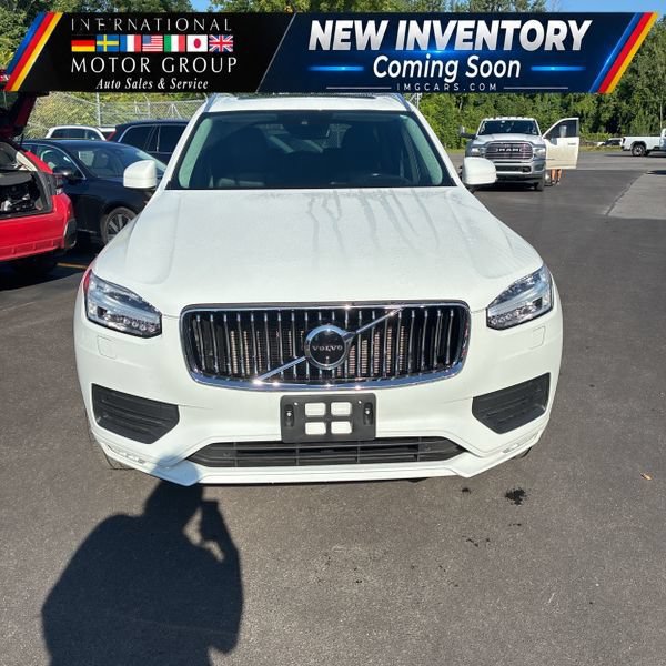 Used 2021 Volvo XC90 T6 Momentum w/ Advanced Package