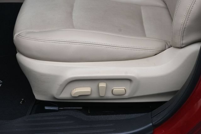 Used 2016 Subaru Legacy 3.6R Limited AWD/4WD image 14