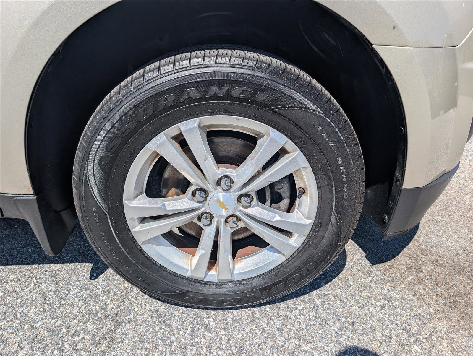 Used 2014 Chevrolet Equinox LS w/ LPO, Protection Package FWD image 9