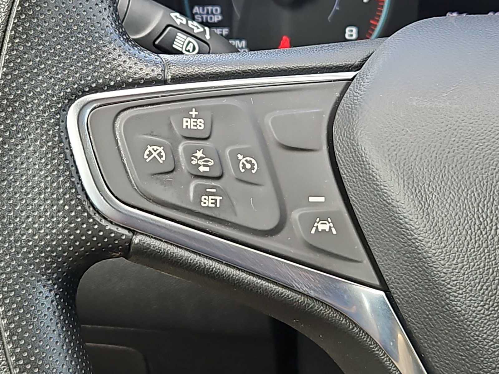 Used 2025 Chevrolet Malibu LT FWD image 14