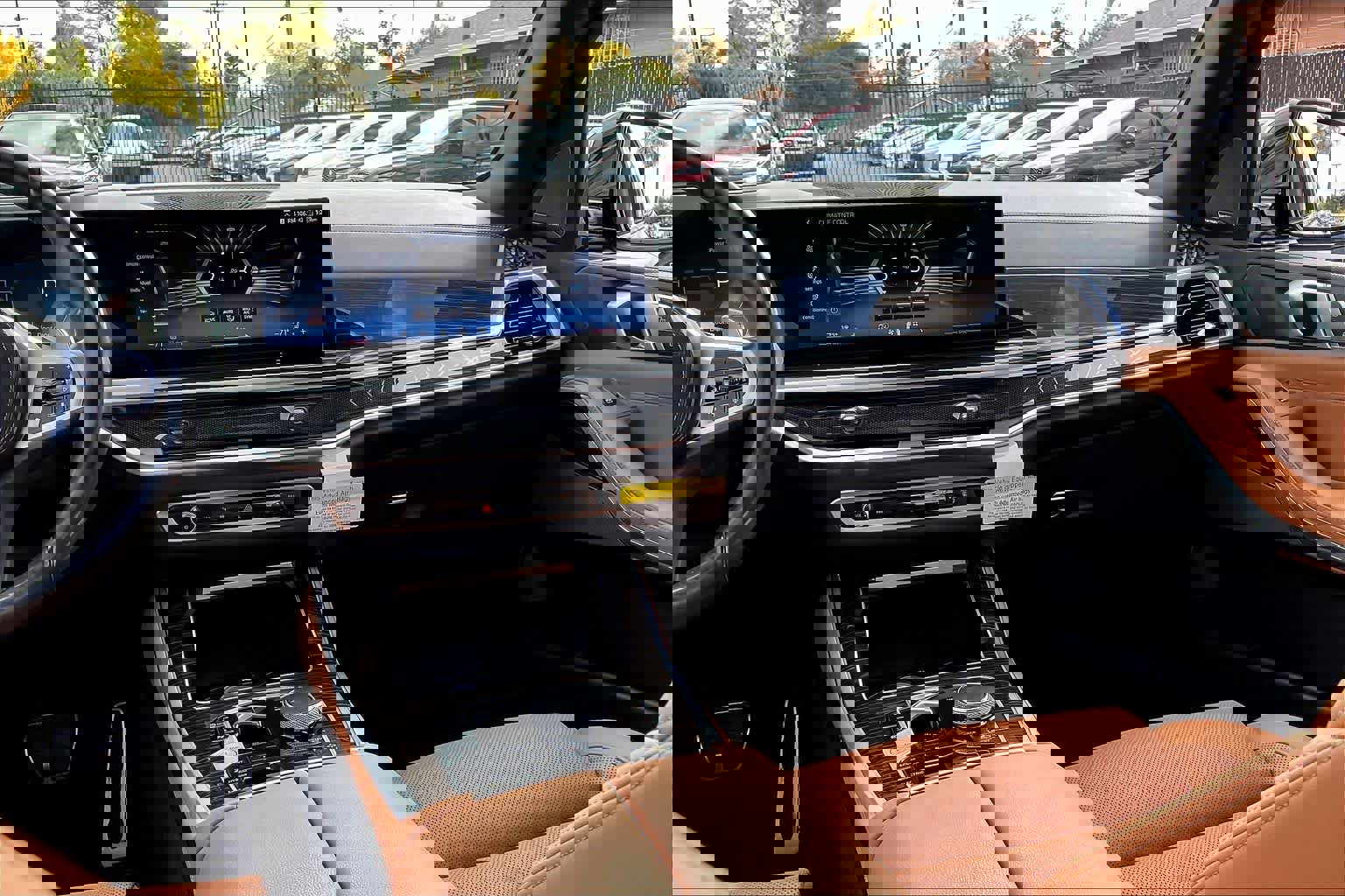 Used 2024 BMW X5 xDrive50e w/ M Sport Package image 9