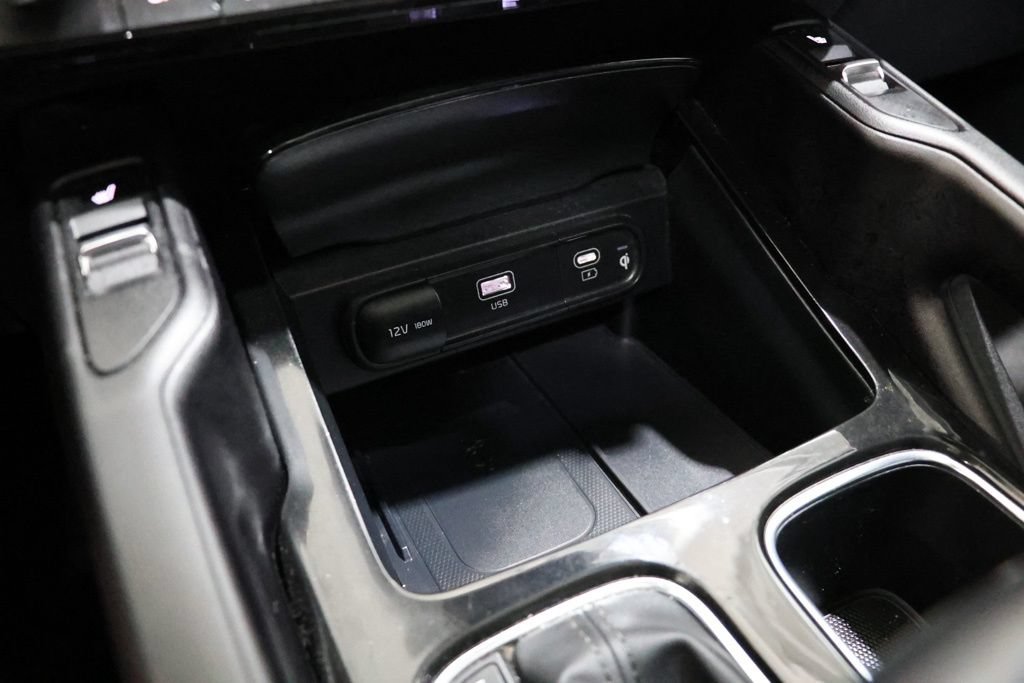 Used 2025 Kia Telluride S AWD/4WD image 29