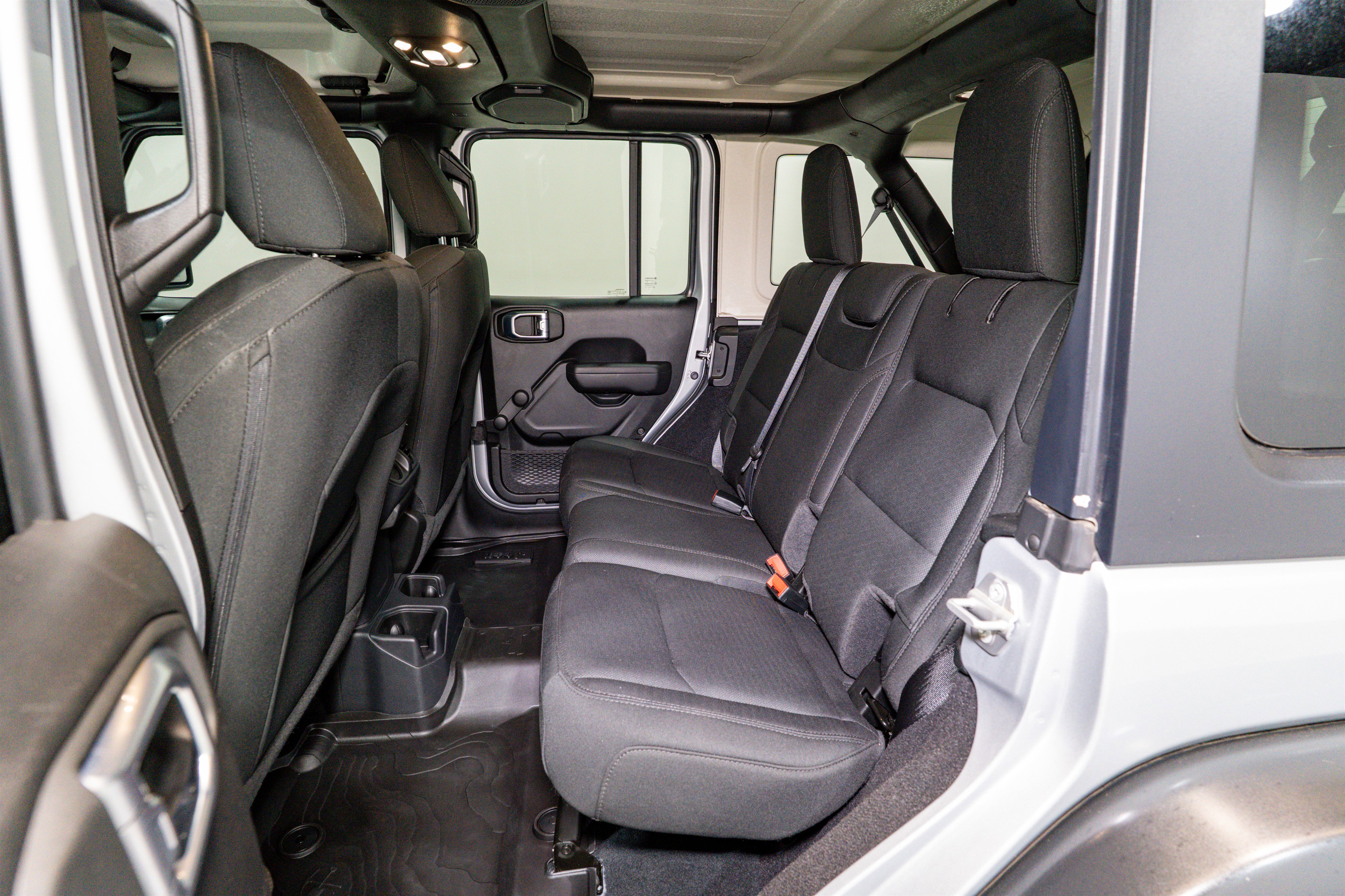 Used 2023 Jeep Wrangler Unlimited Sport w/ Xtreme 35 Tire Package image 28