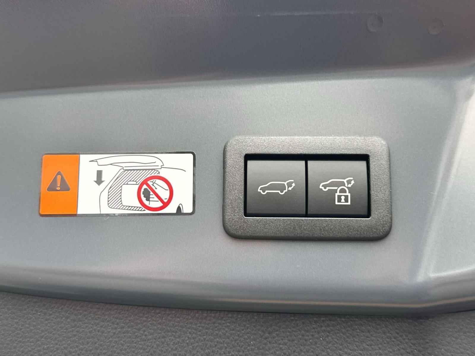 New 2027 Toyota Prius Limited w/ Limited Premium Package AWD/4WD image 35