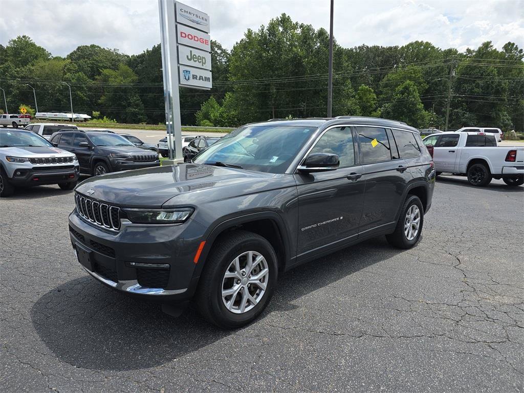 Used 2022 Jeep Grand Cherokee L Limited image 9