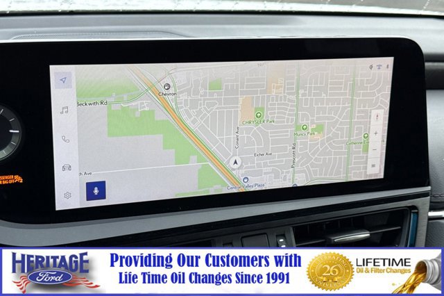 Used 2025 Lexus ES 300h w/ Premium Package image 18