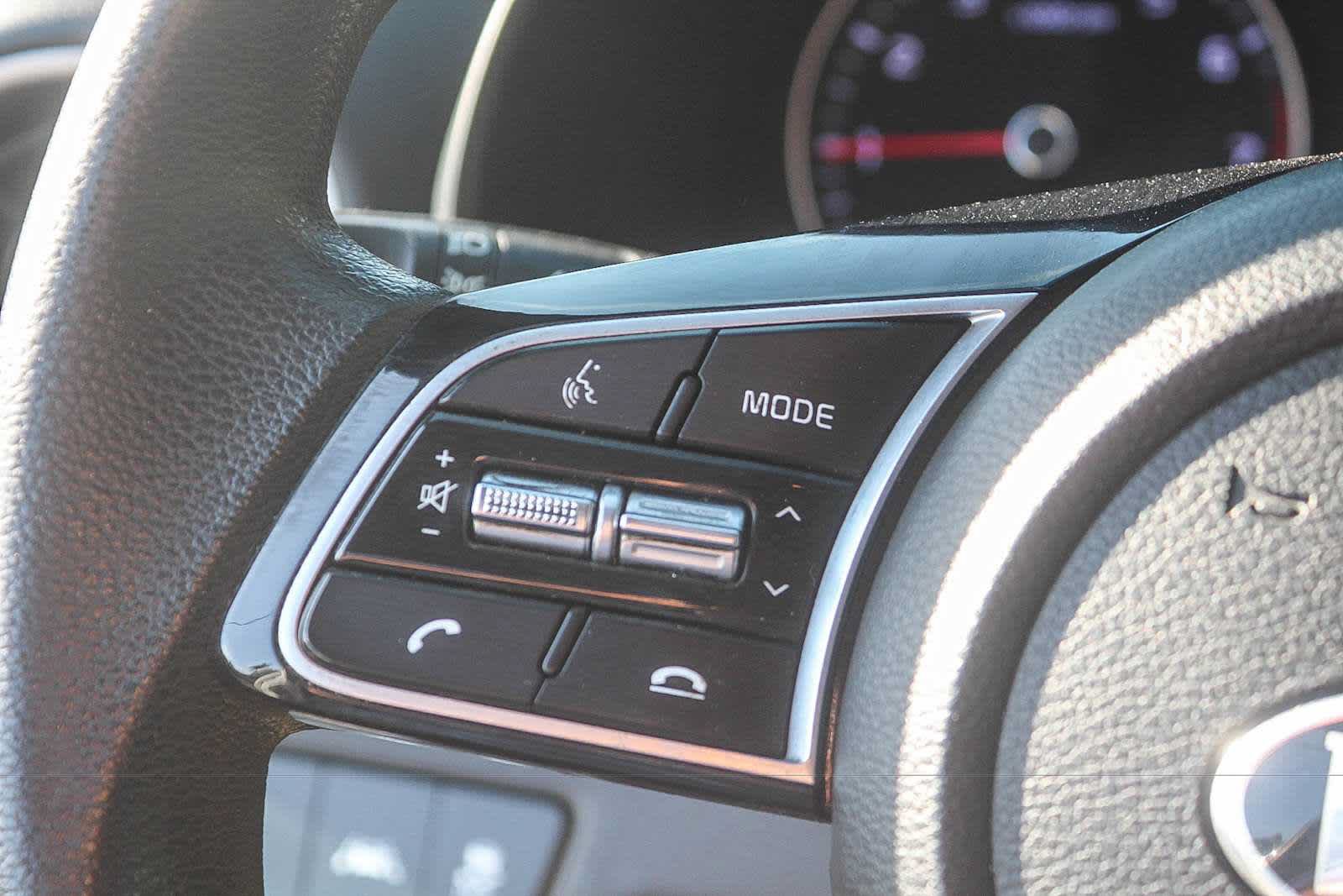 Used 2020 Kia Forte LXS FWD image 23