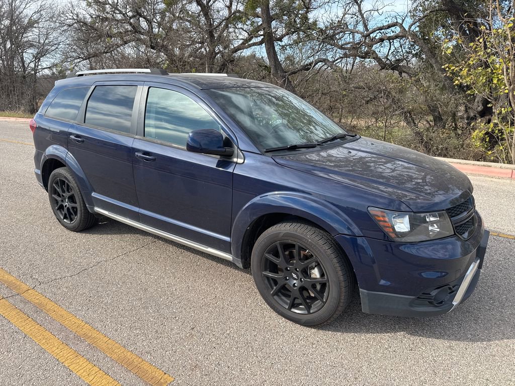 Used 2019 Dodge Journey Crossroad image 3