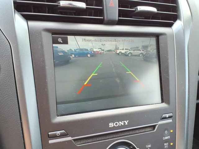 Used 2015 Ford Fusion Titanium FWD image 23