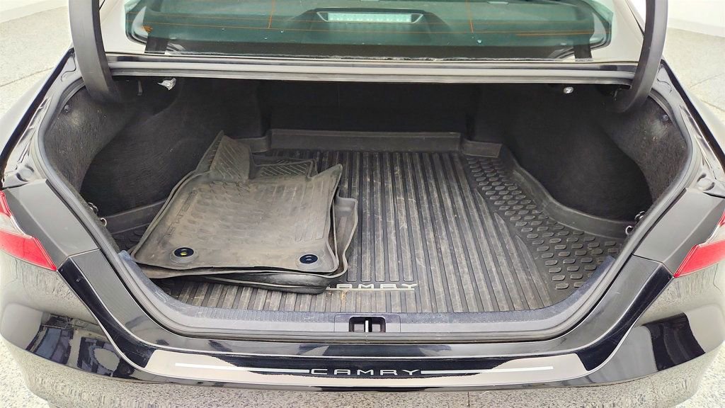Used 2023 Toyota Camry LE image 20