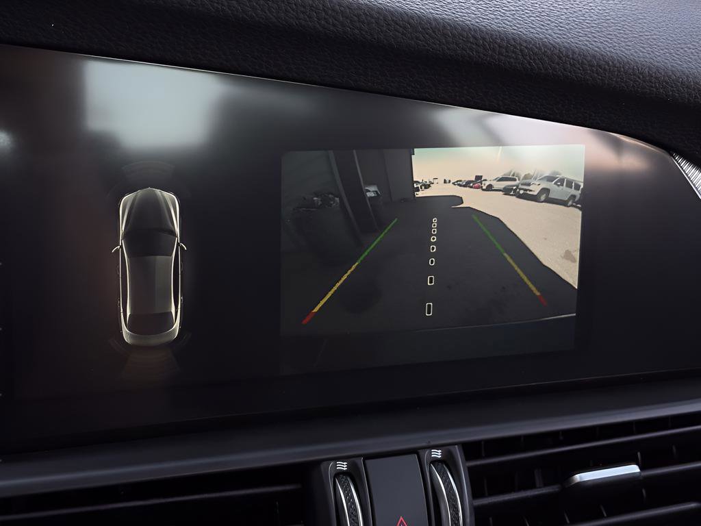 New 2026 Alfa Romeo Giulia w/ Driving Assist Package RWD image 28