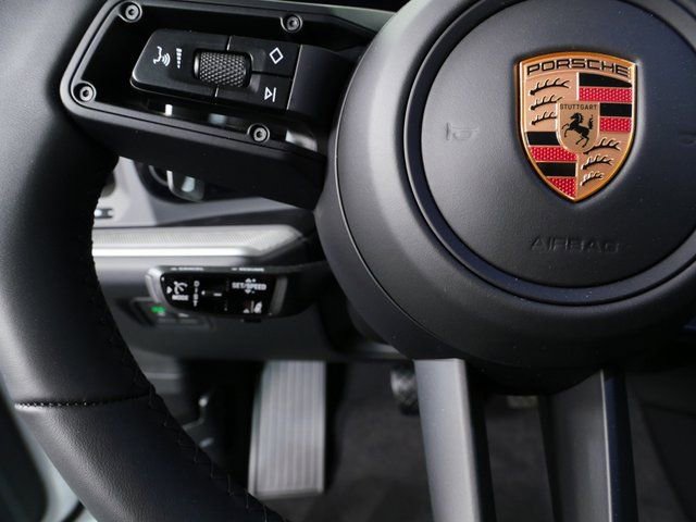 New 2026 Porsche Cayenne Coupe image 10