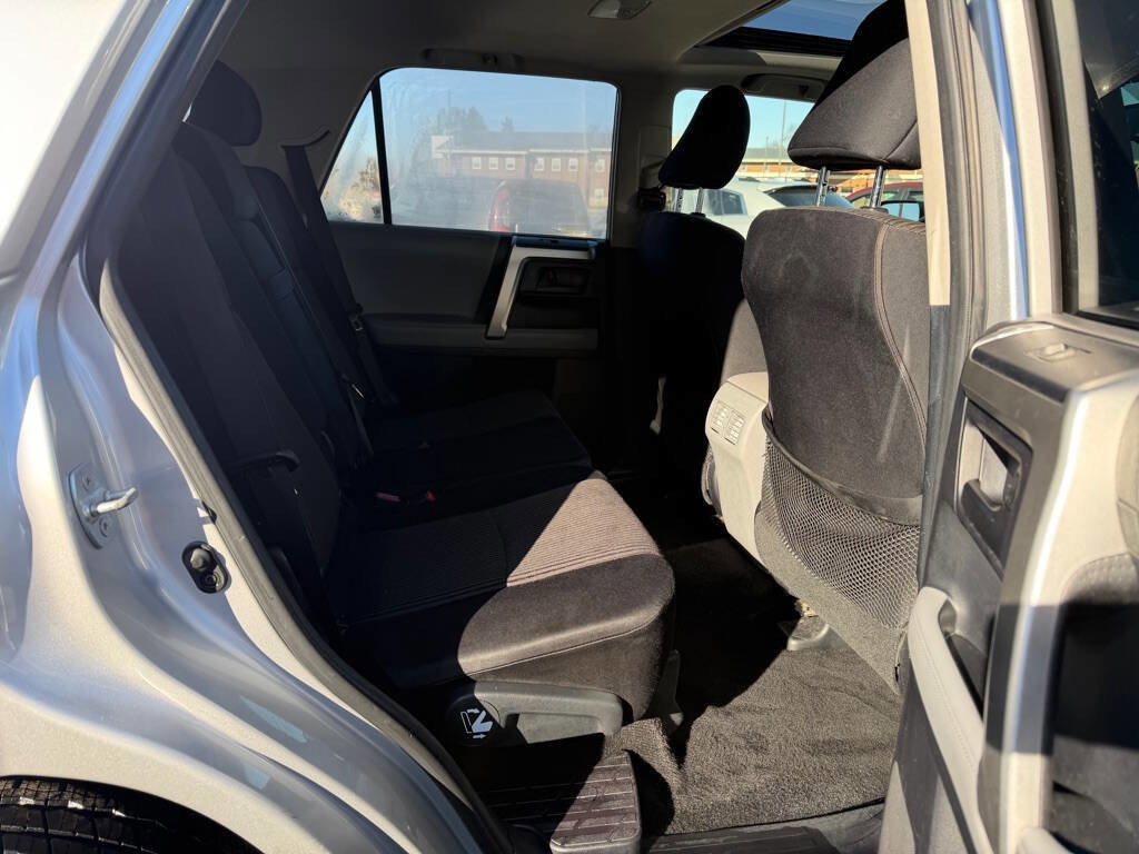 Used 2012 Toyota 4Runner SR5 image 16