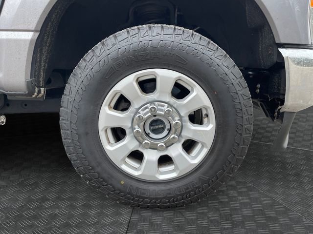 Used 2023 Ford F250 XLT image 14