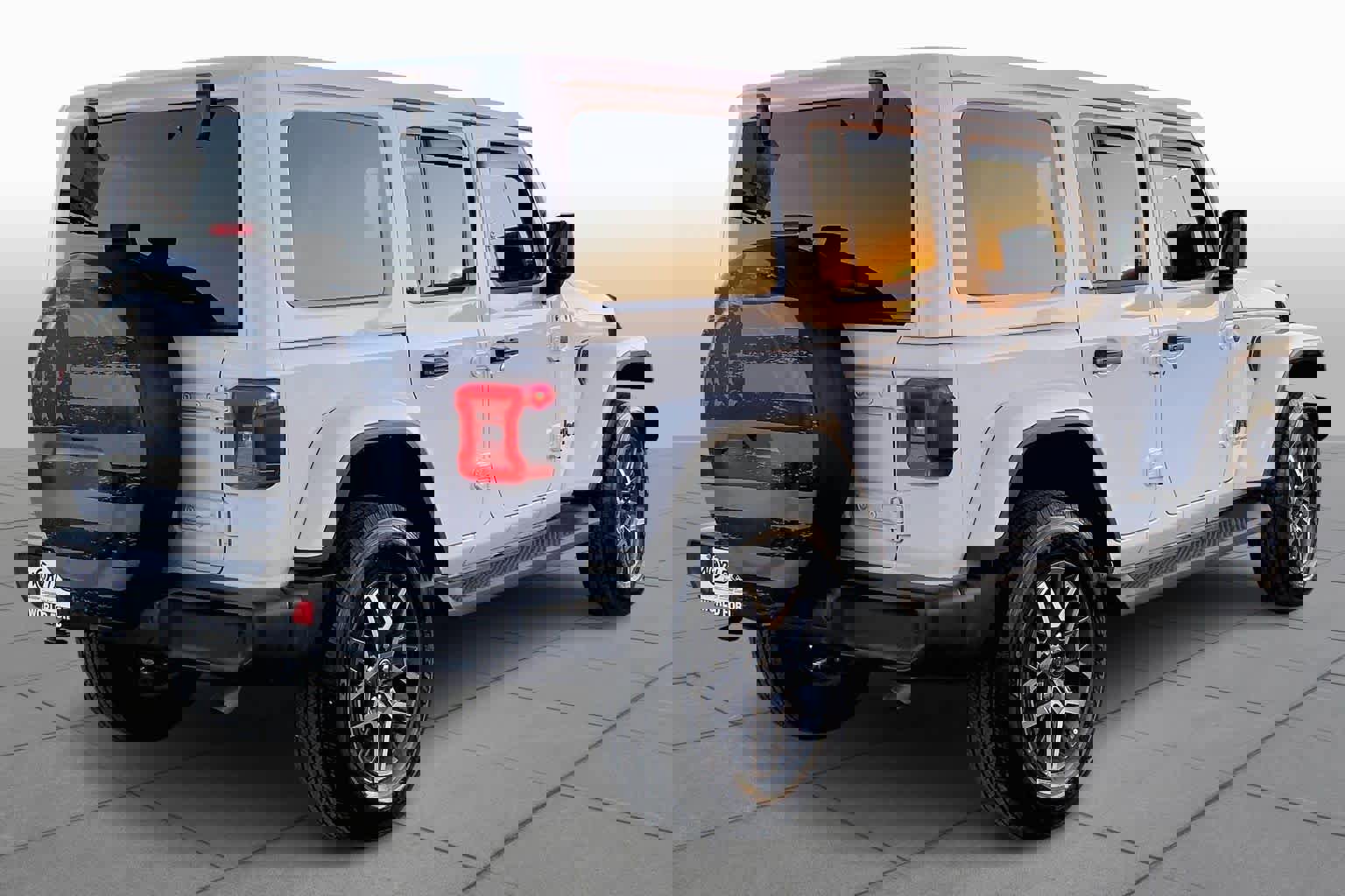 Used 2025 Jeep Wrangler Sahara w/ Safety Group image 12