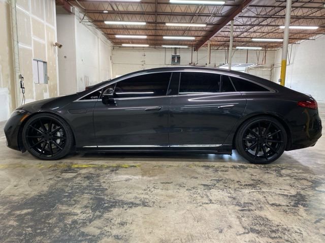 Used 2023 Mercedes-Benz EQS 580 4MATIC Sedan image 2