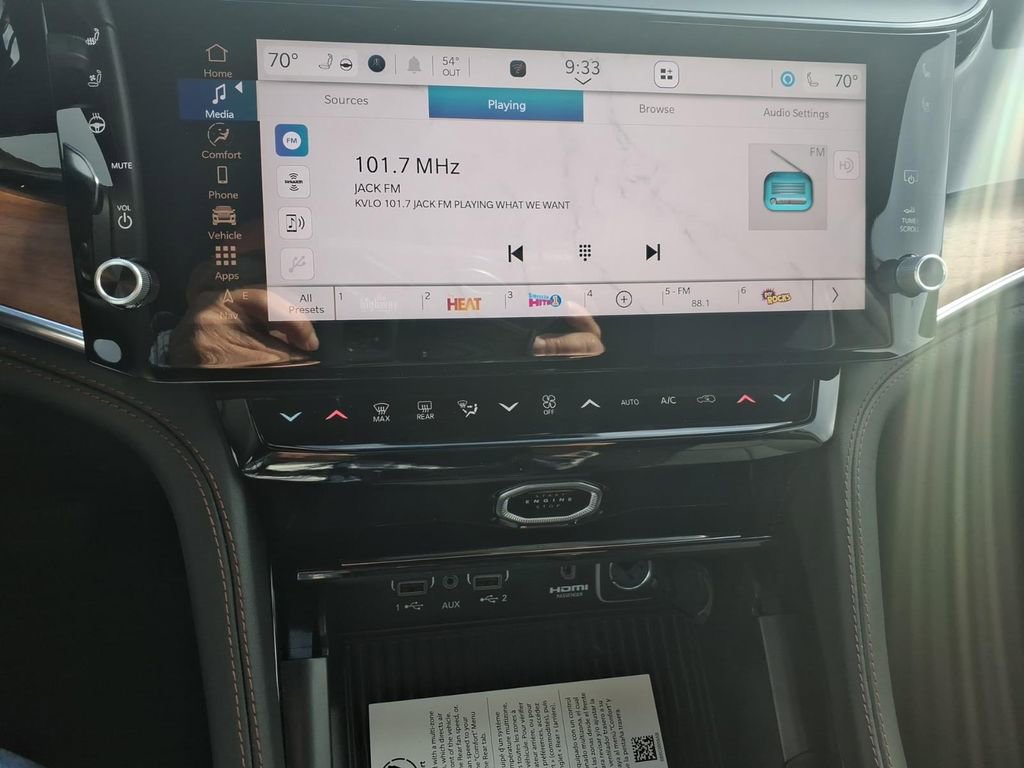 New 2026 Jeep Grand Cherokee Summit w/ Obsidian Package image 18