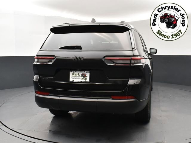 Used 2024 Jeep Grand Cherokee L Altitude AWD/4WD image 5