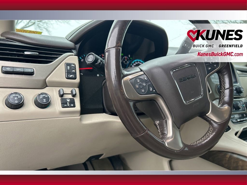 Used 2018 GMC Yukon XL Denali image 16