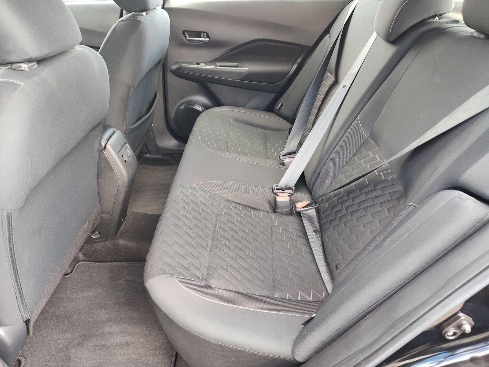 Used 2023 Nissan Kicks SV image 13