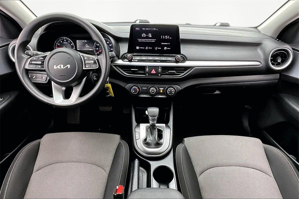 Used 2024 Kia Forte LXS w/ LXS Technology Package image 16