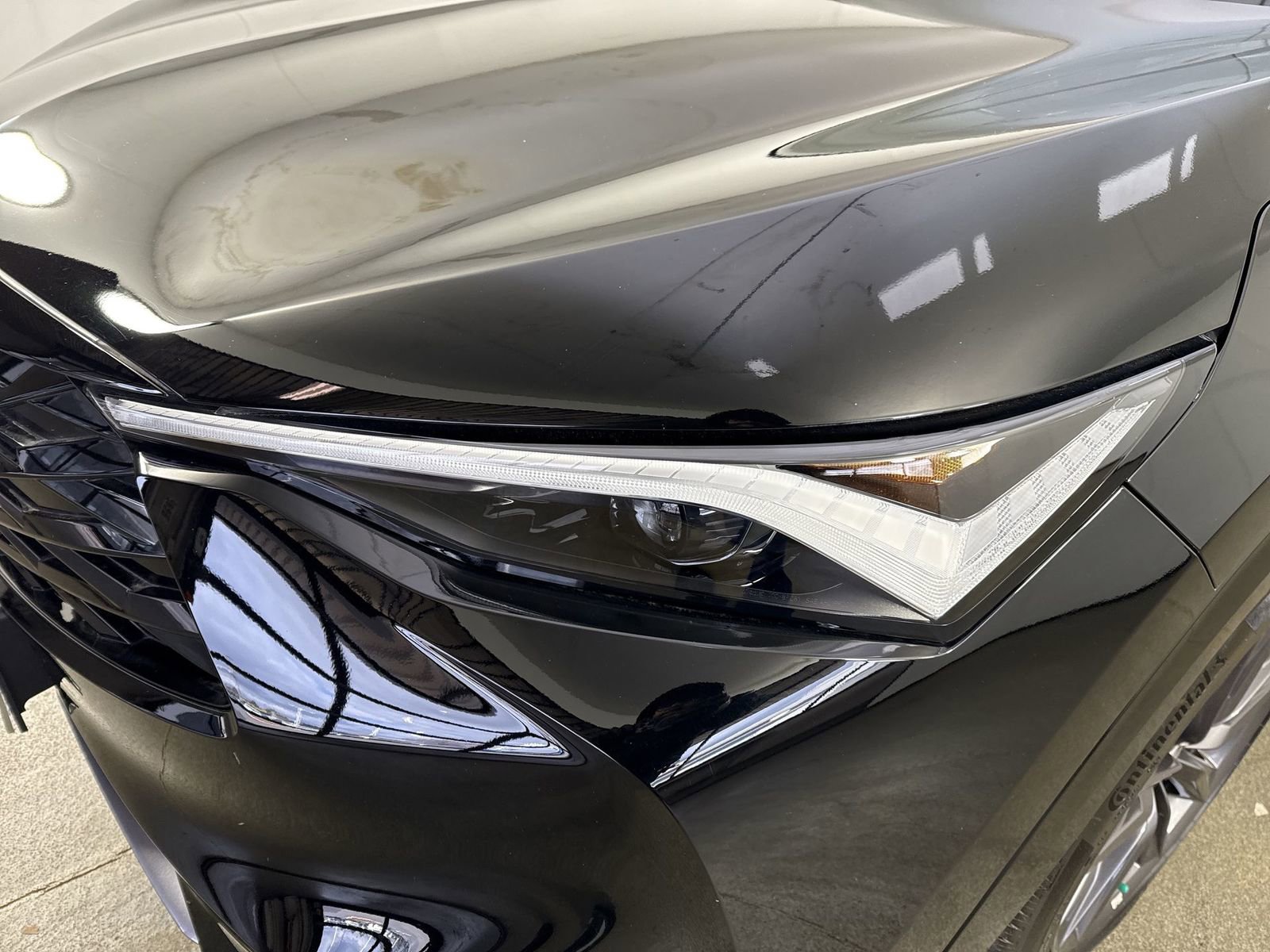 Certified 2025 Acura ADX A-Spec image 27