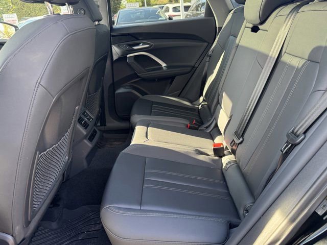 Used 2025 Audi Q5 Premium w/ Convenience Package AWD/4WD image 35