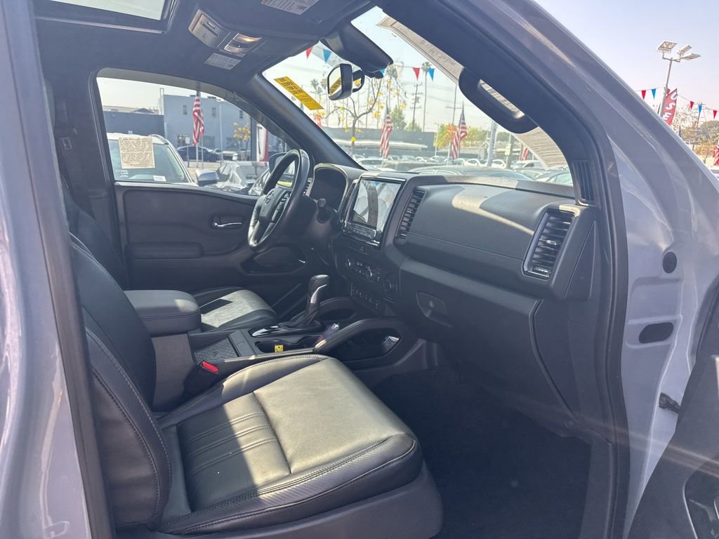 Used 2022 Nissan Frontier Pro-X w/ Pro-X Premium Package image 27