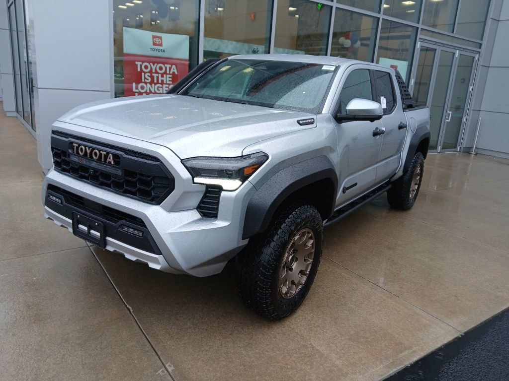 New 2025 Toyota Tacoma Trailhunter image 2