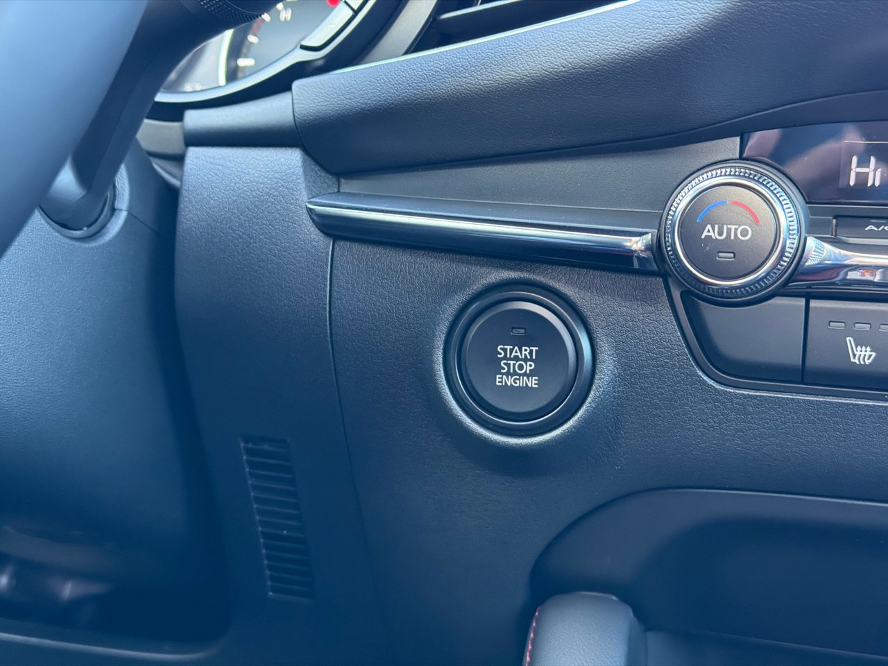 New 2026 MAZDA MAZDA3 Carbon image 28