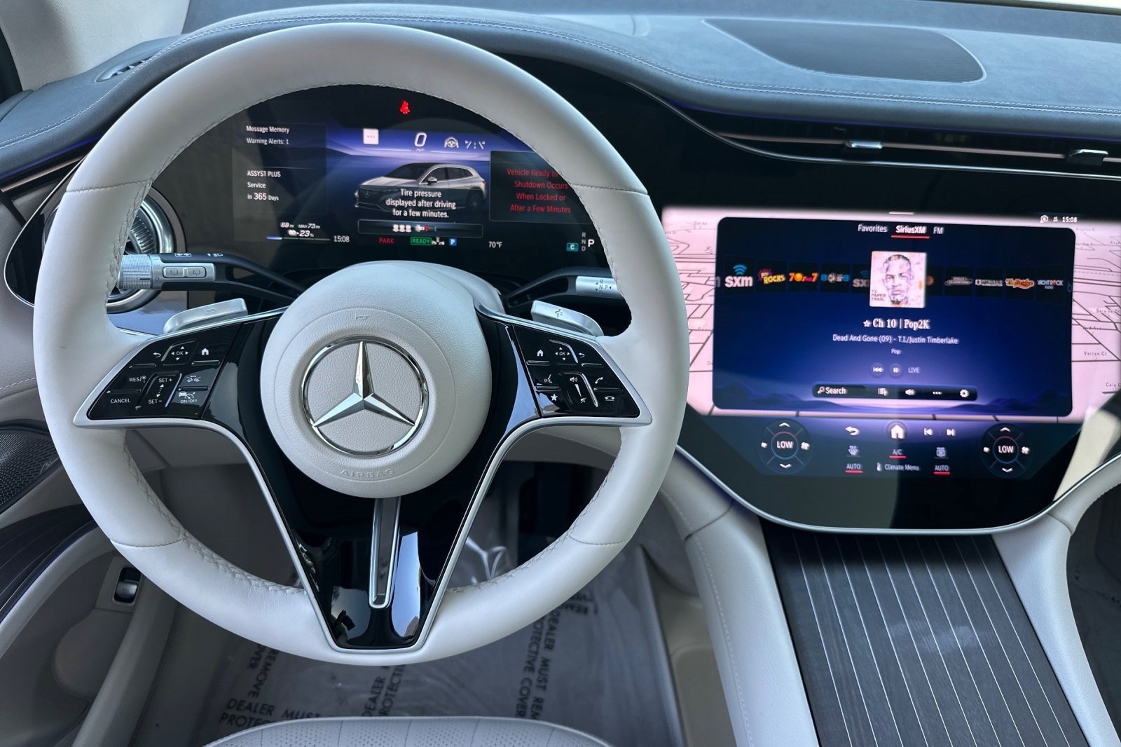 New 2026 Mercedes-Benz EQS 400 4MATIC SUV image 16
