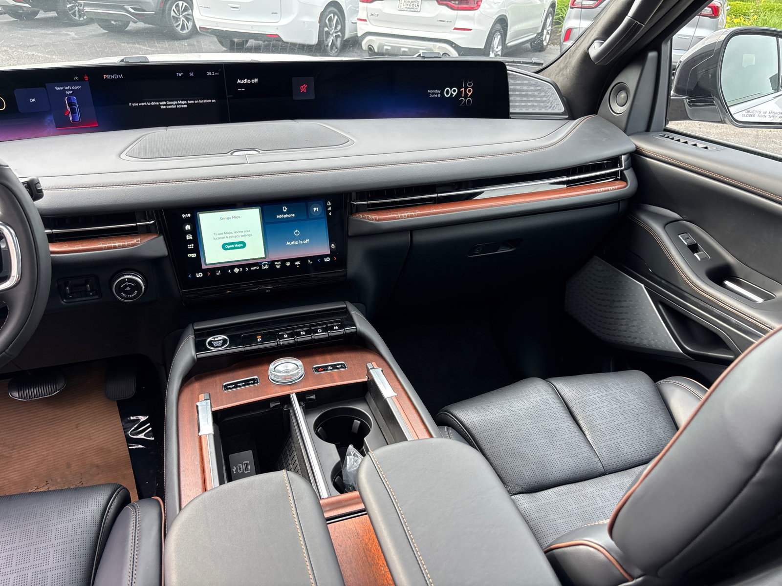 New 2026 Lincoln Navigator L Black Label AWD/4WD image 31