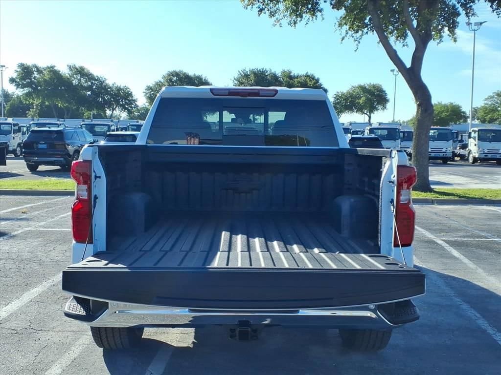 New 2026 Chevrolet Silverado 1500 LT w/ Safety Package RWD image 12