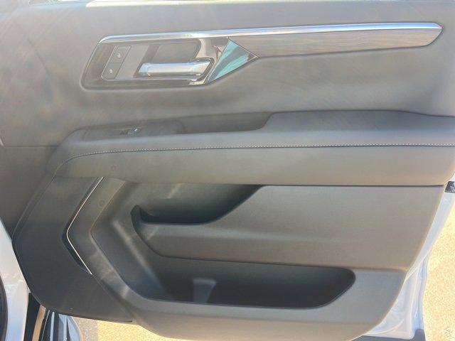 New 2025 Chevrolet Suburban LS image 51