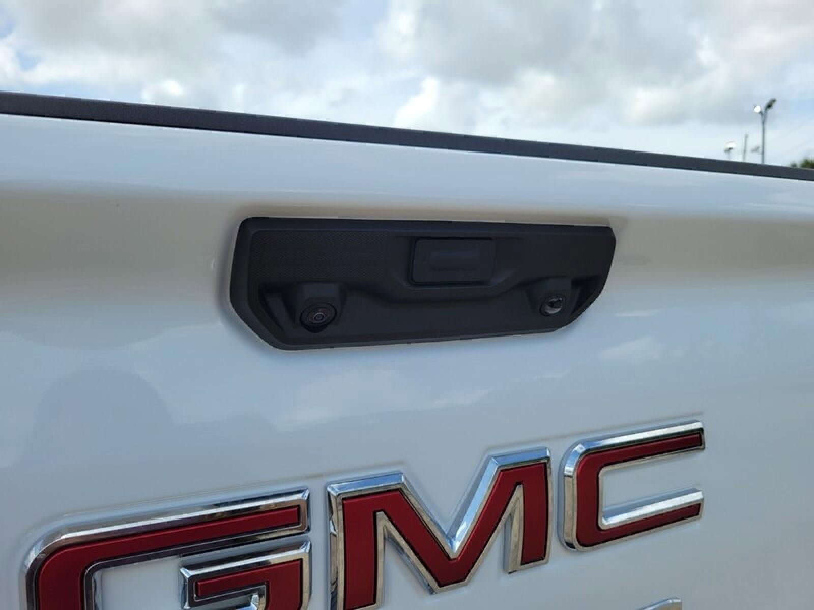 New 2026 GMC Sierra 2500 Pro w/ 1SA Pro Safety Plus Package AWD/4WD image 7