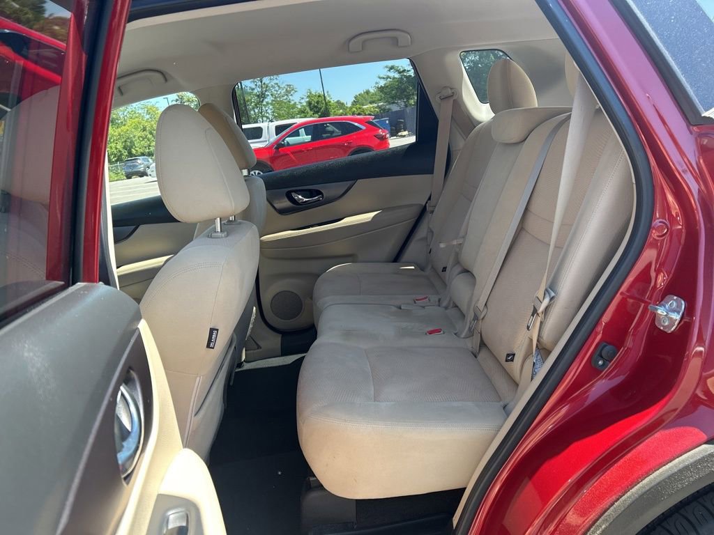 Used 2016 Nissan Rogue SV w/ SV Premium Package image 19