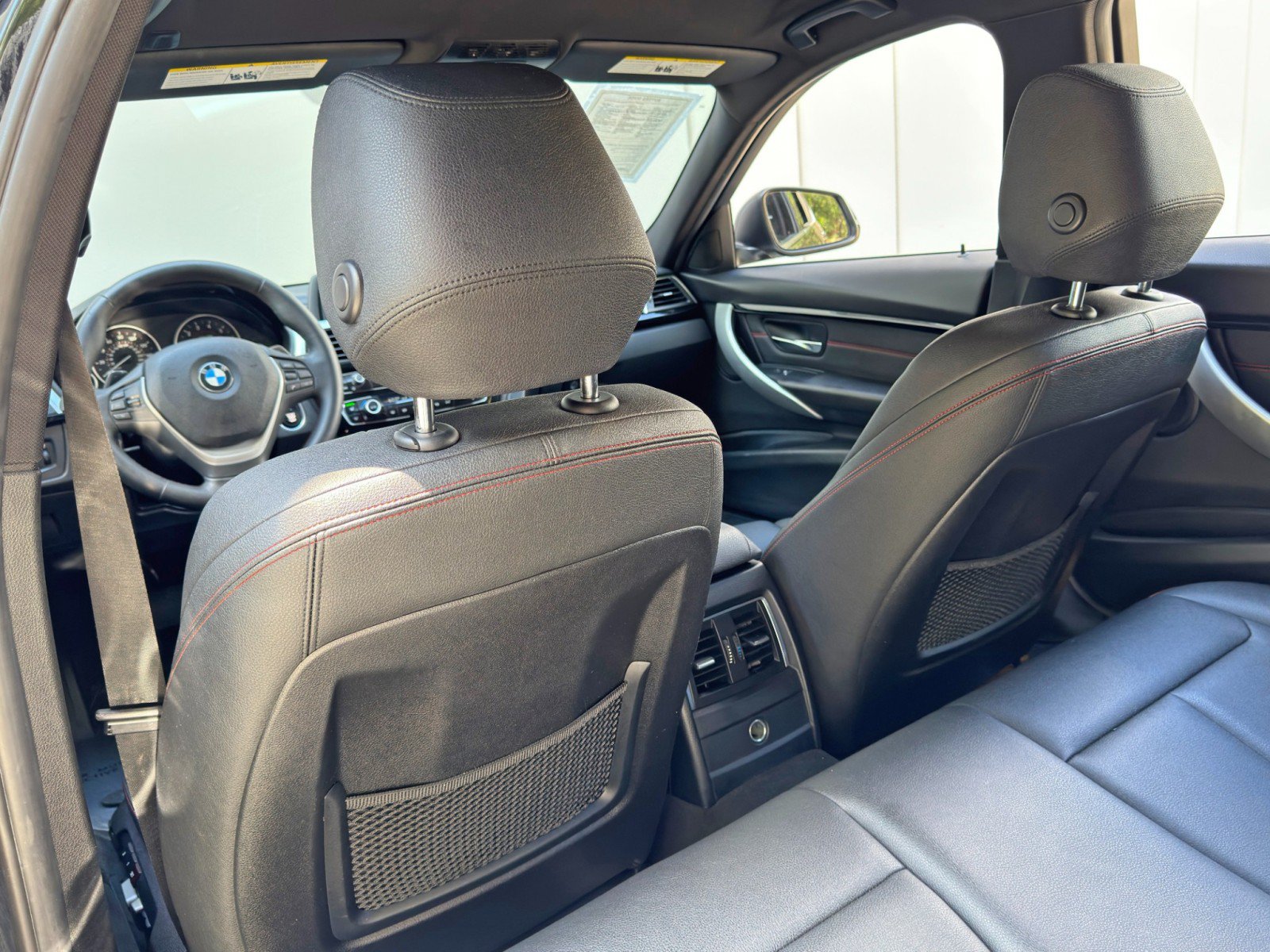 Used 2018 BMW 330i Sedan RWD image 31