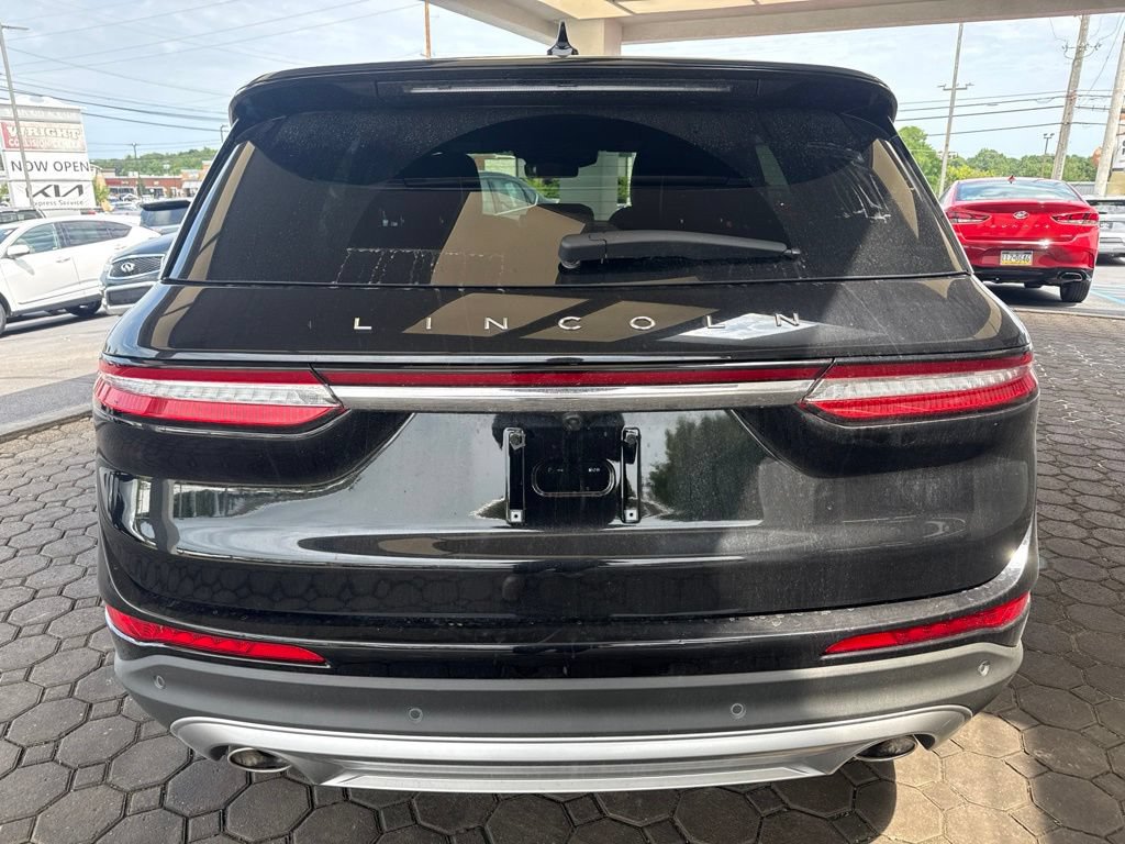 Certified 2025 Lincoln Corsair Reserve AWD/4WD image 6