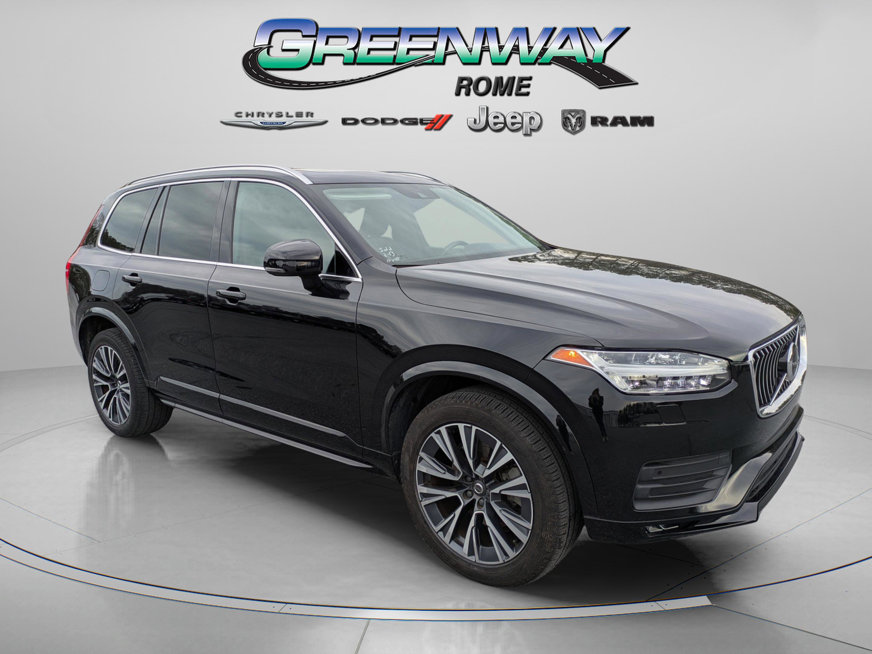 Used 2022 Volvo XC90 T6 Momentum w/ Climate Package image 1