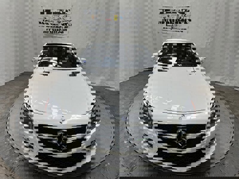 Used 2015 Mercedes-Benz SL 550 w/ White Arrow Edition image 5