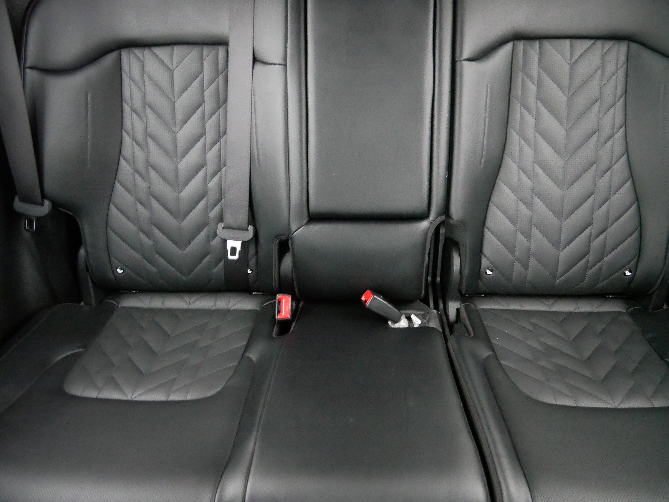 Used 2023 Kia Sportage X-Line w/ X-Line Premium Package image 13